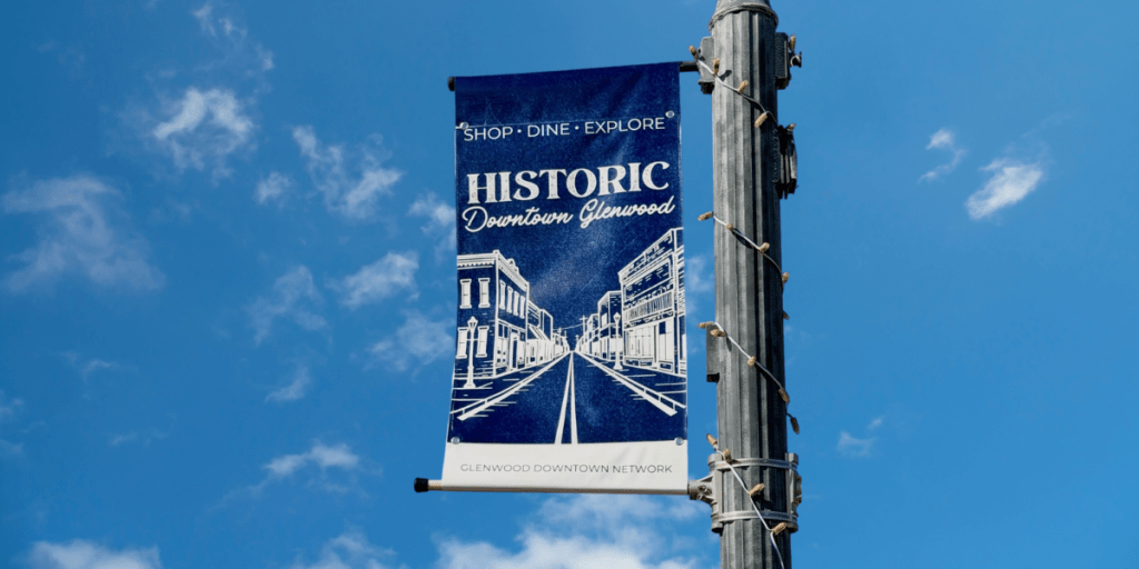 New downtown banners in&nbsp;Glenwood