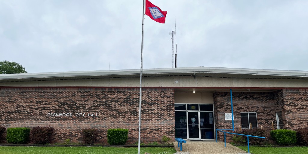 A grant-signing ceremony is planned for Tuesday, June 30 at Glenwood City Hall. Photo: Michael Hibblen