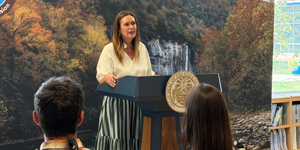 Gov. Sarah Huckabee Sanders announced the My Natural State Story contest on Aug. 26 at the North Little Rock 6 Academy of Agricultural and Veterinary Science. Photo: Michael Hibblen