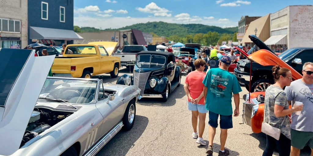 Cars were on display at the 2025 Caddo River Festival.