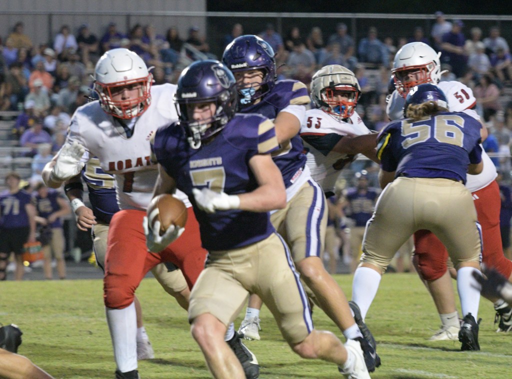 Centerpoint running back Levi Wright scores a touchdown from the 7-yard line during the second quarter. Blocking on the play is lineman (#56) Duncan McAnnally. All photos: Paul Shepard